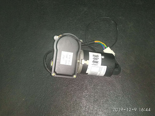 Мотор стеклоочистителя ZD2430 Мотор стеклоочистителя ZD2430